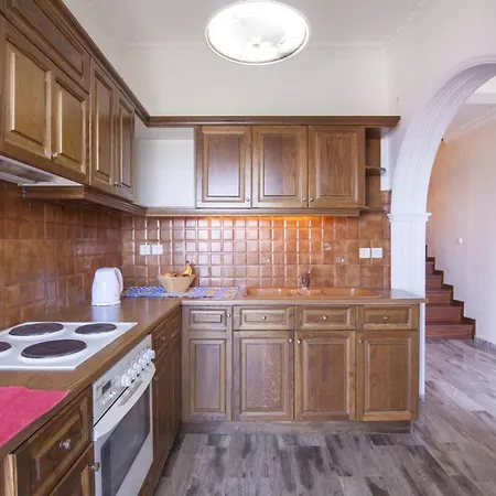 Villa Agathi With Amazing View And Heated Pool *