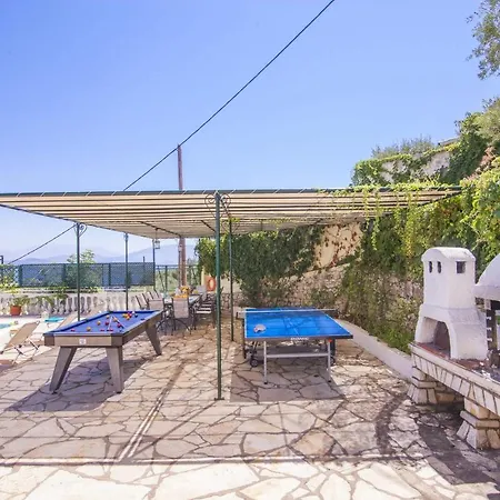 Villa Agathi With Amazing View And Heated Pool * Kassiopi