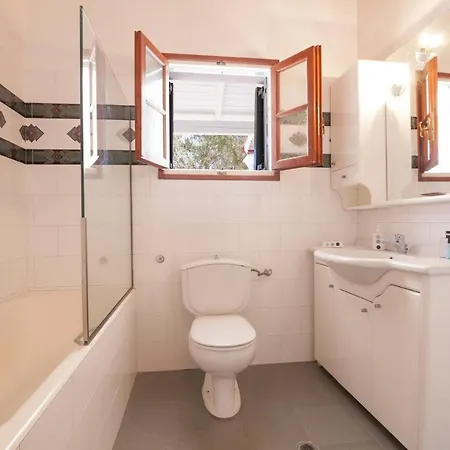 Villa Villa Agathi With Amazing View And Heated Pool Kassiopi